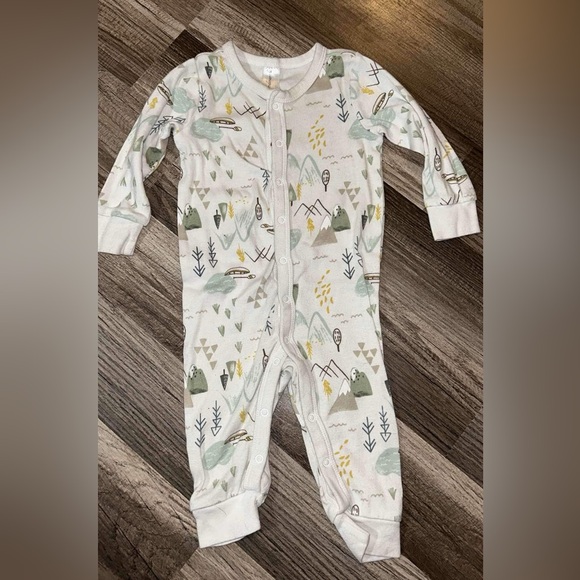 Modern Moments Other - 🦋Baby Boy Sleeper🦋